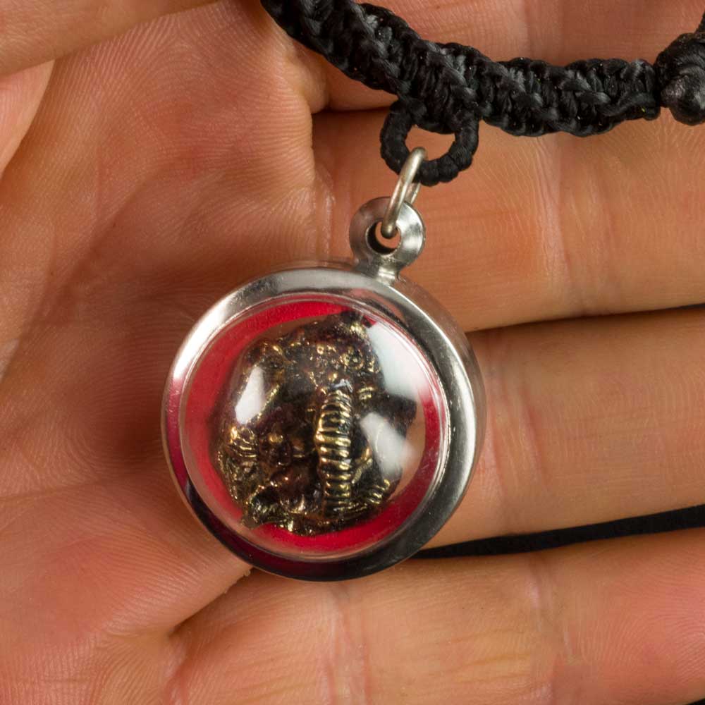 Collier Argenté Avec Pendentif Ganesh Éléphant - Longueur 45 Cm - Pendentif 26x14 Mm - Neuf Sans Emballage